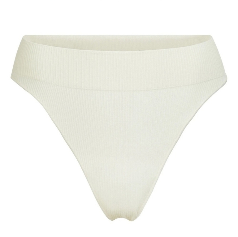 NWOT SKIMS Bone Stretch Rib Thong L/XL, 2X/3X